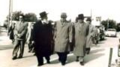 רוקח ישראל, שר הפנים בביקור בקריה, מלווה בראש המועצה גרושקביץ והרב פוגלמן_jpg.jpg