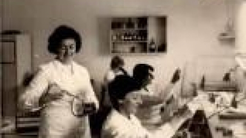 קופת חולים הרב קוק, המעבדה, 1956_jpg.jpg