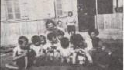 גן זיזה, הגן הראשון בשכונת הצריפים, צריף של בודנשטיין, 1934_jpg.jpg