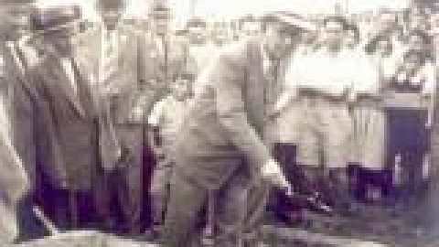 פרוש זאב, חבר ויור ההנהלה בטכס הנחת אבן פינה לאחד ממבני הציבור 1940_jpg.jpg