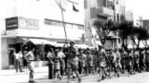 הצופים, צופי הקריה בתהלוכה בתל אביב באדיבות אסתי סגל_jpg.jpg