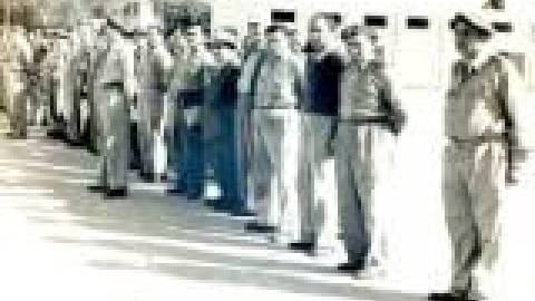 הגנה מתנדבי הארגון בקרית מוצקין, מסדר בחצר ביהס אחדות_jpg.jpg