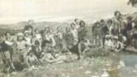 בית ספר אחדות שונות, כיתה א עם המורה יפה לחובסקי בטיול לכרמל 1939_jpg.jpg