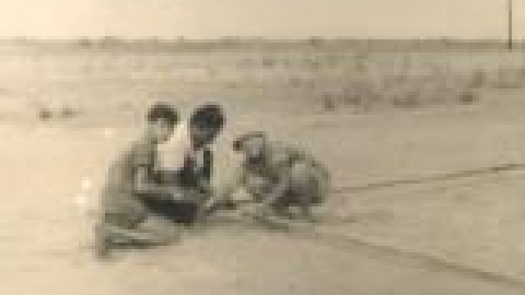 בית ספר ויצמן התחלה, תלמידים בעבודות גימור עם המנהל_jpg.jpg